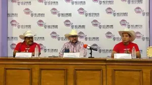 Country Fest 2026 reunirá rodeo profesional y música country en la Feria de Santa Rita en Chihuahua.
