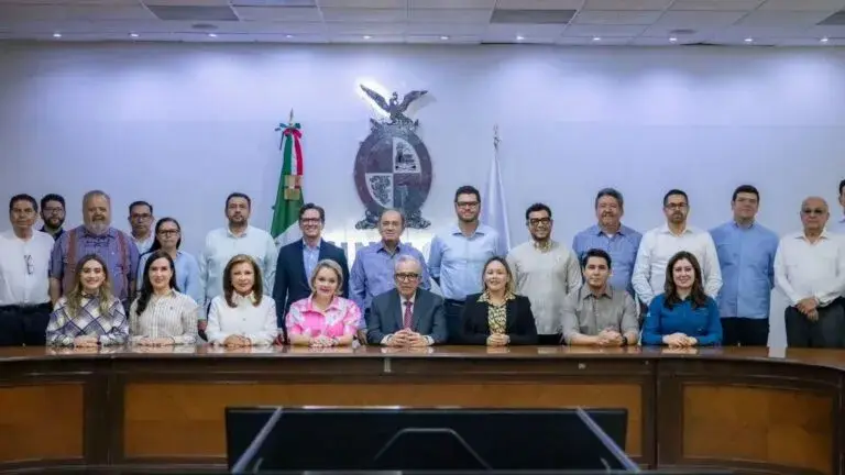 Morena se deslinda del regreso de Rubén Rocha Moya mientras gobernadores y legisladores respaldan a Claudia Sheinbaum