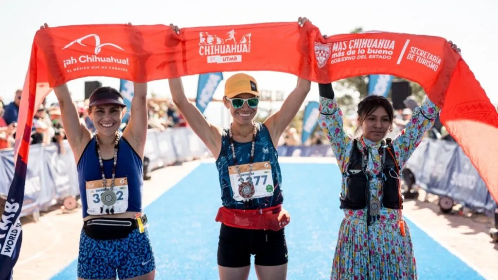 Corredores rarámuri destacan en las pruebas del Chihuahua by UTMB 2026 en la Sierra Tarahumara