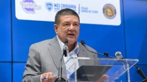 César Jáuregui fue detenido en Chihuahua por una investigación relacionada con la presencia irregular de agentes estadounidenses.