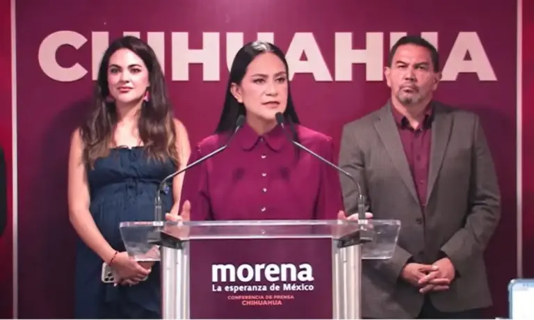 Fotografía de Cruz Pérez Cuéllar y Andrea Chávez en eventos públicos relacionados con el proceso interno de Morena.